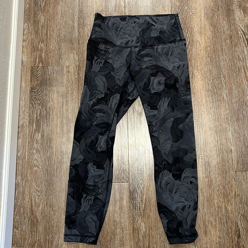 lululemon athletica Black Marbled Print Leggings